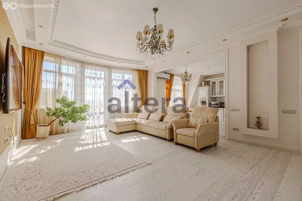 3-комнатная квартира: Казань, улица Некрасова, 35 (110.6 м) - Фото 0