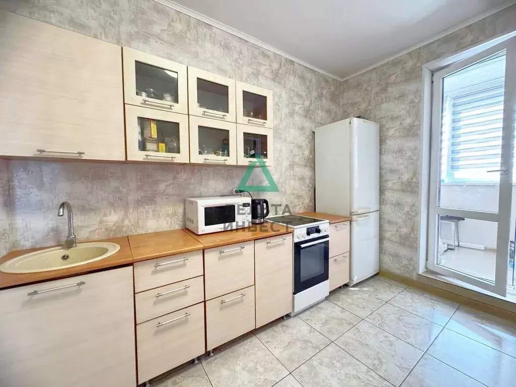 3-к кв. Башкортостан, Уфа ул. Аксакова, 81/1 (68.3 м) - Фото 1