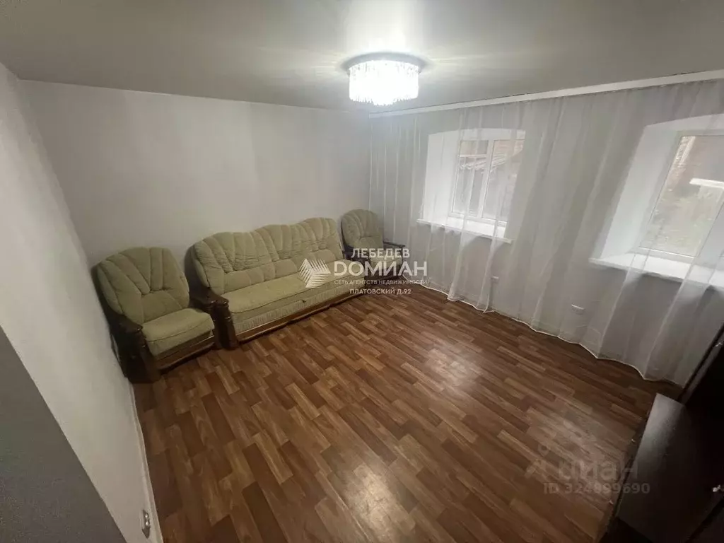 4-к кв. Ростовская область, Новочеркасск Платовский просп. (85.5 м) - Фото 1