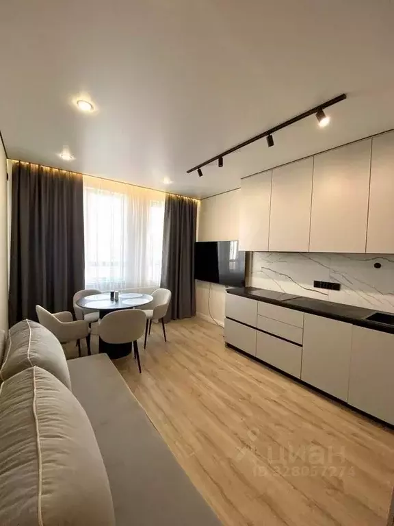 2-к кв. Оренбургская область, Оренбург Северный проезд, 23 (54.2 м) - Фото 1