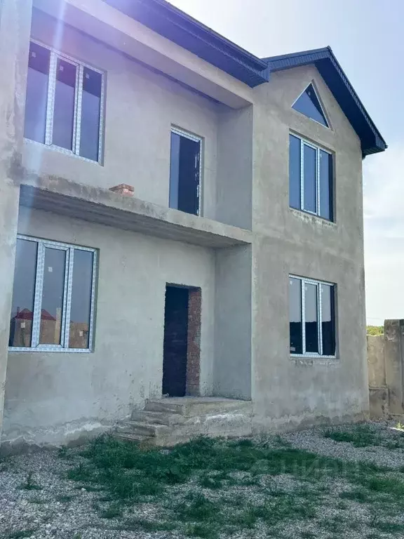 Дом в Кабардино-Балкария, Нальчик ул. Биттирова (180 м) - Фото 1