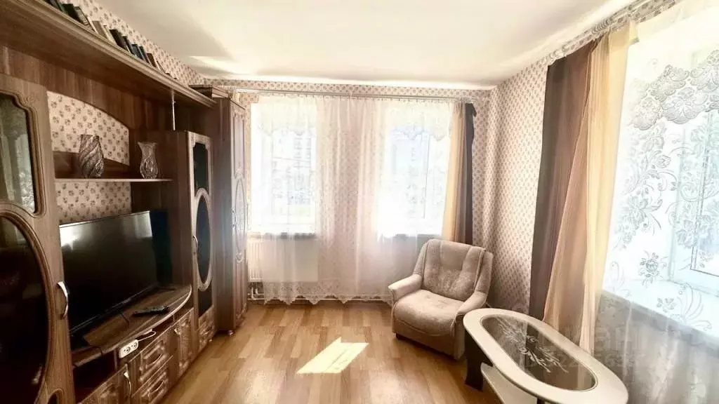 2-к кв. Ленинградская область, Выборгский район, Рощино пгт ул. ... - Фото 2