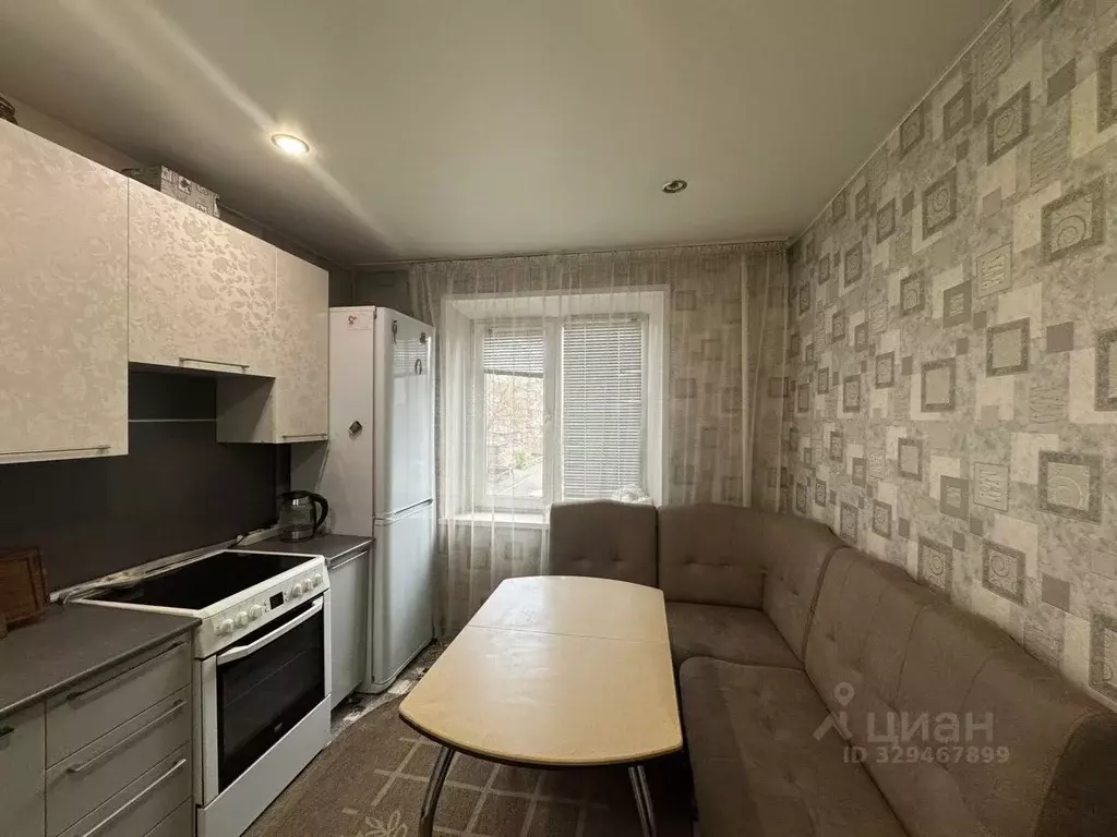 4-к кв. Хакасия, Абакан ул. Некрасова, 1 (78.0 м) - Фото 1