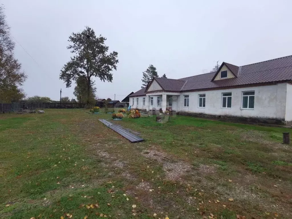 Дом в Амурская область, Мазановский муниципальный округ, с. Белоярово ... - Фото 1