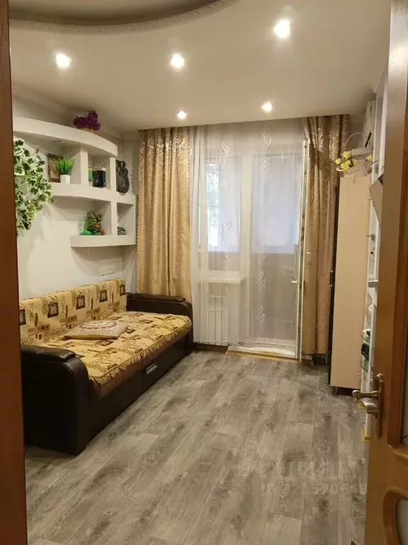 3-к кв. Самарская область, Самара Пензенская ул., 57 (64.5 м) - Фото 0