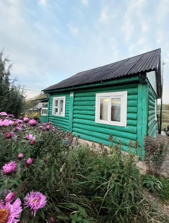 Дом в Калужская область, Юхновский муниципальный округ, Погореловка ... - Фото 1