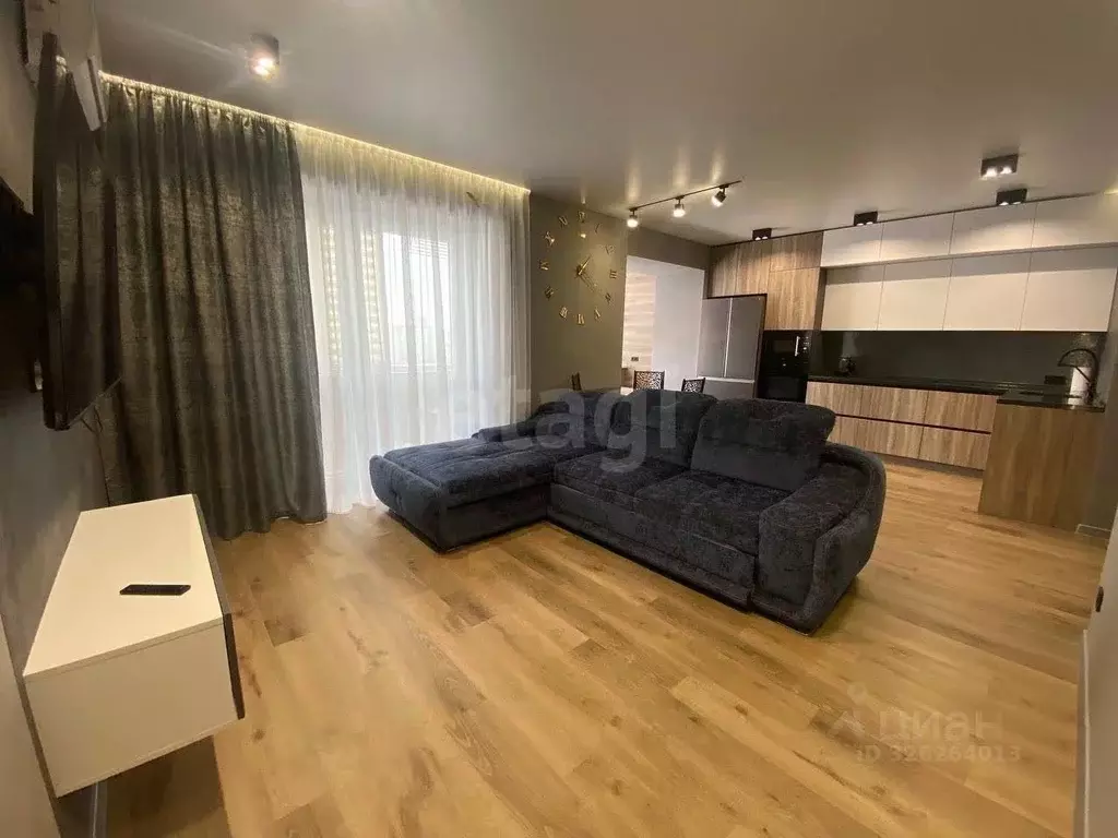 2-к кв. Амурская область, Благовещенск ул. Горького, 40 (55.5 м) - Фото 1