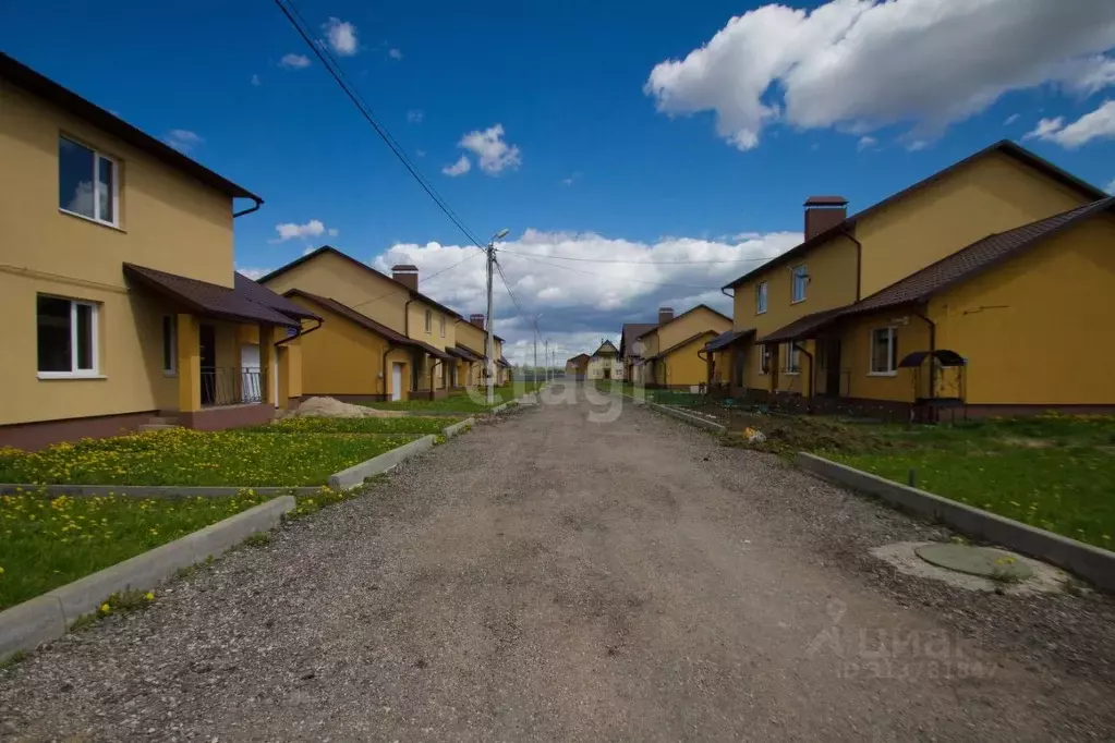 Таунхаус в Калужская область, Бабынинский район, Воротынск городское ... - Фото 1