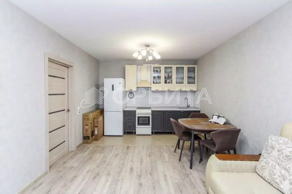 1-к кв. Тюменская область, Тюмень ул. Ю.-Р.Г. Эрвье, 32к1 (44.3 м) - Фото 1