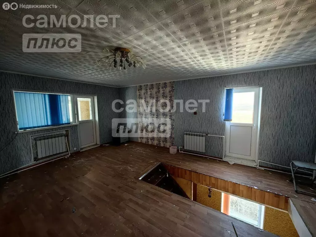 Дом в Комсомольск-на-Амуре, улица Пугачёва, 66А (218.5 м) - Фото 1