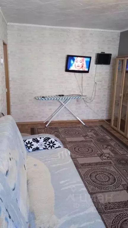 2-к кв. Иркутская область, Усть-Кут ул. Кирова, 40 (55.0 м) - Фото 0