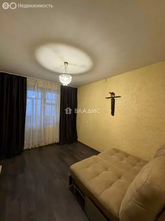 4-комнатная квартира: Белгород, улица 5 Августа, 17 (86 м) - Фото 2