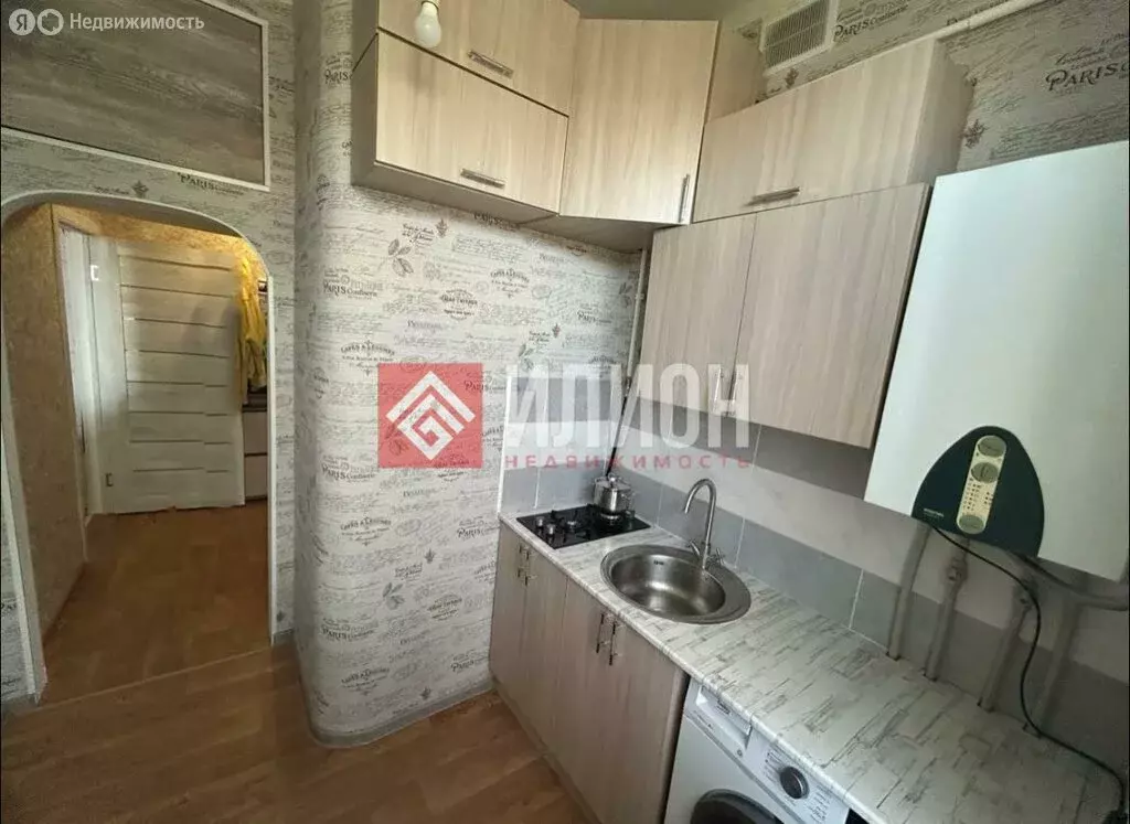 2-комнатная квартира: Севастополь, 2-я Бастионная улица, 16 (36 м) - Фото 0