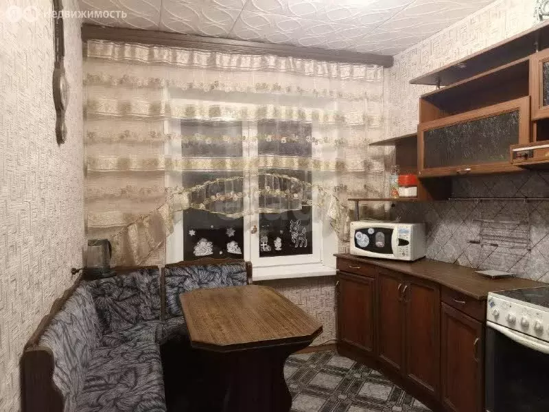 3-комнатная квартира: Челябинск, улица Чичерина, 25 (65.9 м) - Фото 1