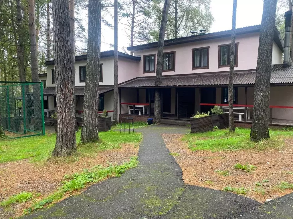 Дом в Красноярский край, Дивногорск городской округ, пос. Усть-Мана  ... - Фото 2