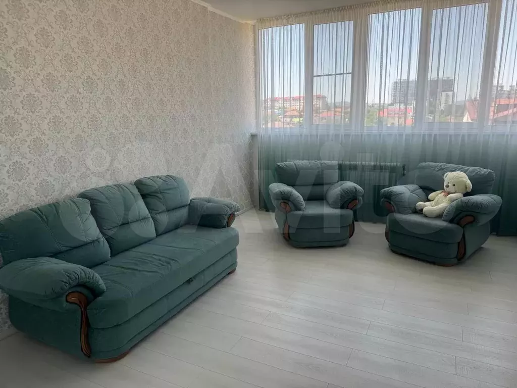 2-к. квартира, 60 м, 9/15 эт. - Фото 0