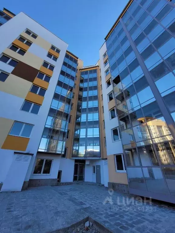 Студия Свердловская область, Екатеринбург ул. Рощинская, 68 (27.0 м) - Фото 2