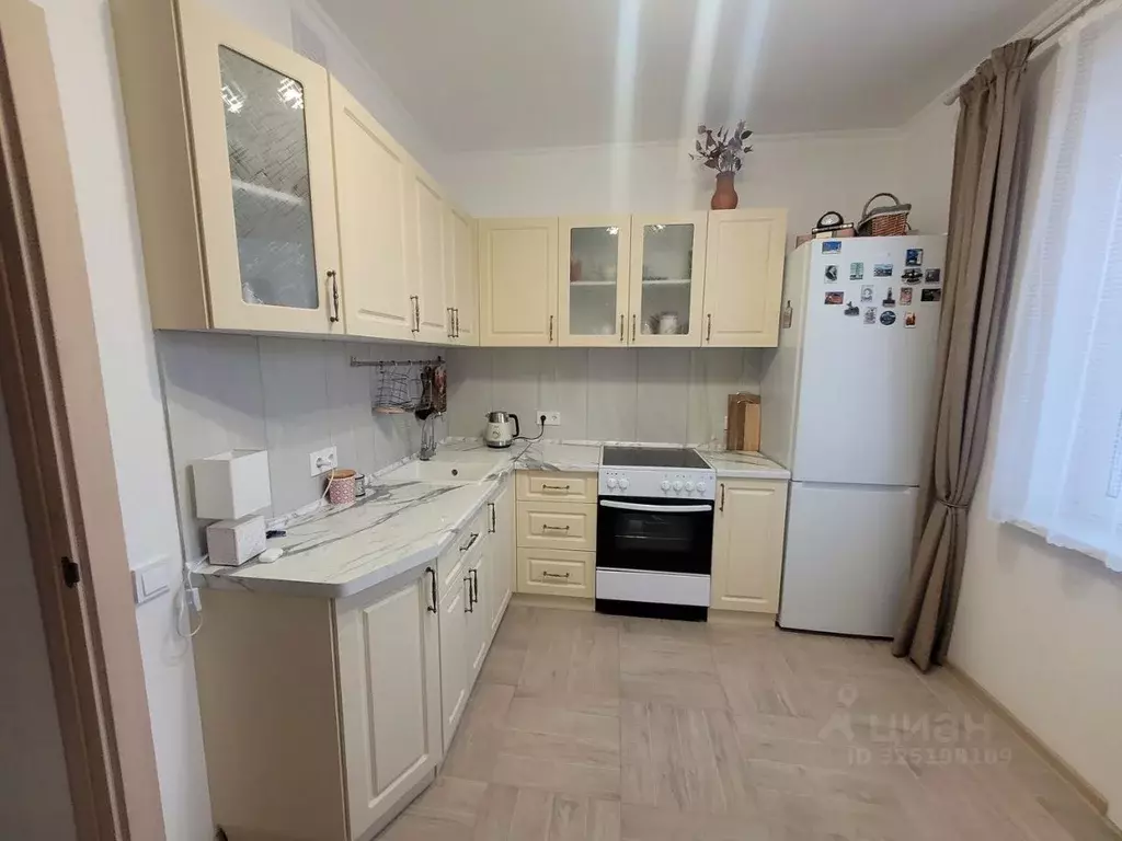 3-к кв. Москва ул. Ротмистрова, 2к4 (75.0 м) - Фото 1