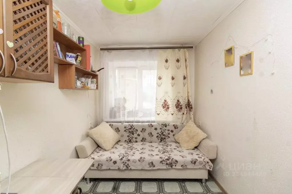 Комната Тюменская область, Тюмень ул. Красина, 5 (9.2 м) - Фото 1