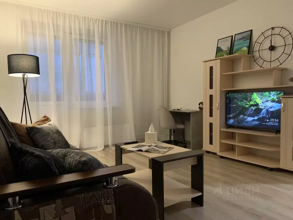1-к кв. Московская область, Клин Клинская ул., 50к1 (33.8 м) - Фото 1