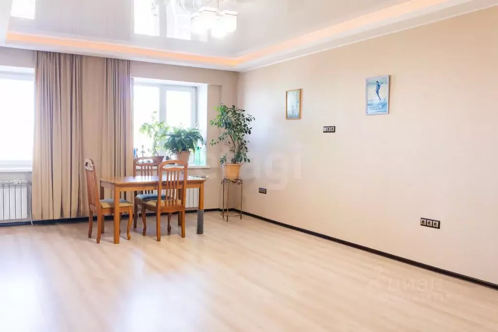 3-к кв. Иркутская область, Иркутск Строительный пер., 8 (85.0 м) - Фото 1