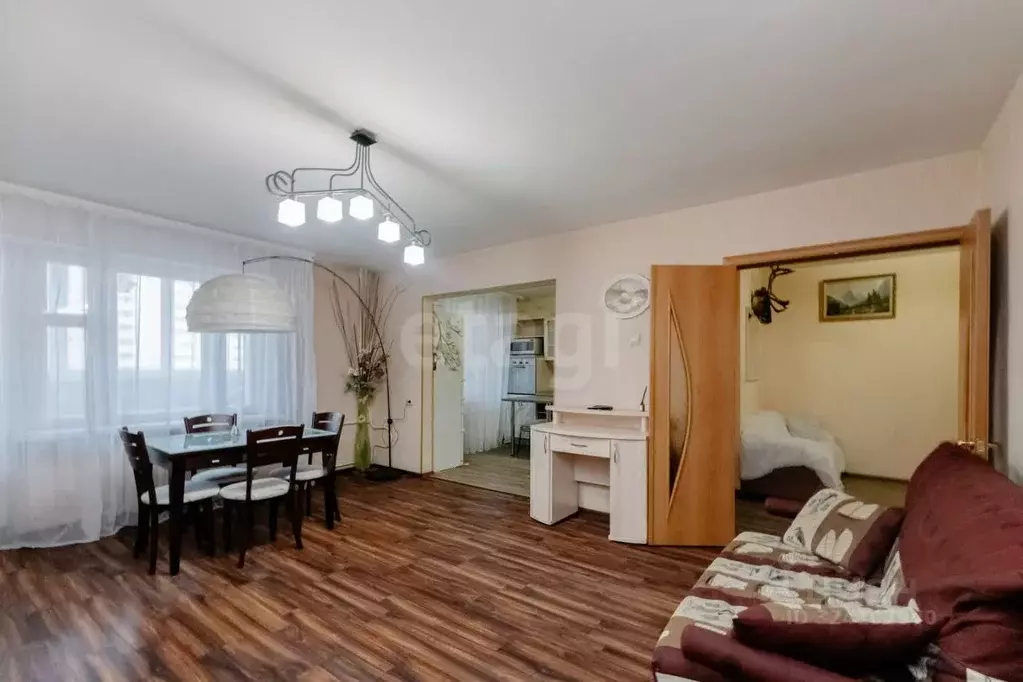 3-к кв. Свердловская область, Екатеринбург ул. Патриотов, 6к2 (97.7 м) - Фото 0