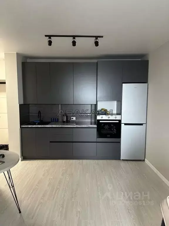 2-к кв. Красноярский край, Красноярск Краснодарская ул., 40/2 (36.0 м) - Фото 1