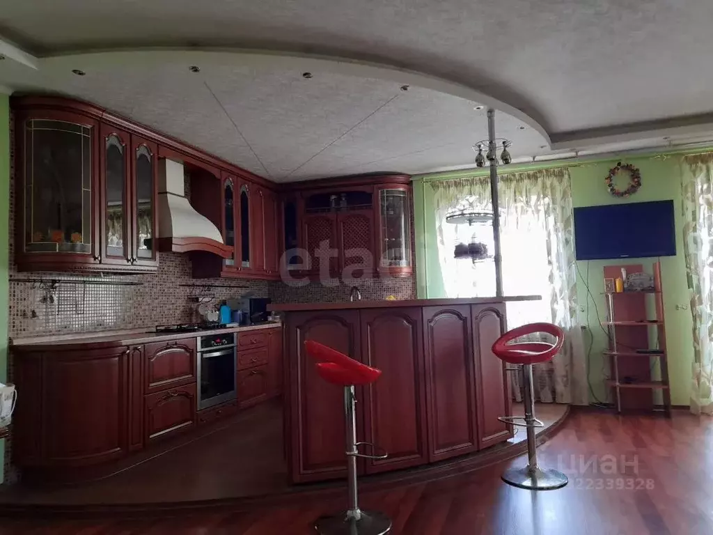 Дом в Ярославская область, Рыбинск 2-я Товарищеская ул., 54 (400 м) - Фото 1