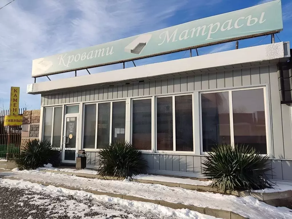 Помещение свободного назначения в Краснодарский край, Лабинск ул. ... - Фото 0