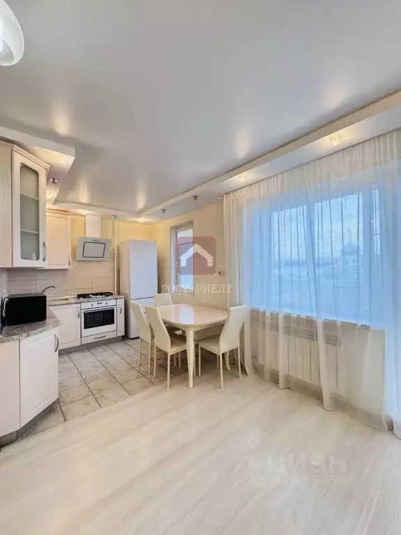 3-к кв. Саратовская область, Саратов Первомайская ул., 47/53 (80.0 м) - Фото 1