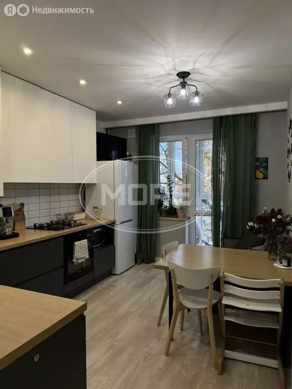 1-комнатная квартира: Калининград, Воздушный переулок, 6 (47 м) - Фото 1