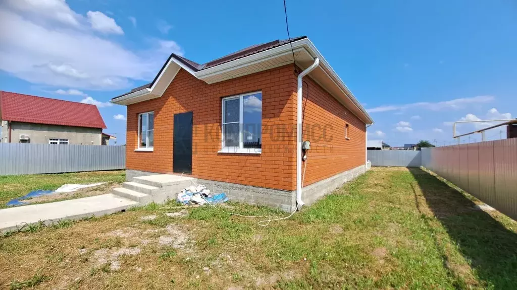 Дом в Краснодарский край, Абинский район, Ахтырское городское ... - Фото 0