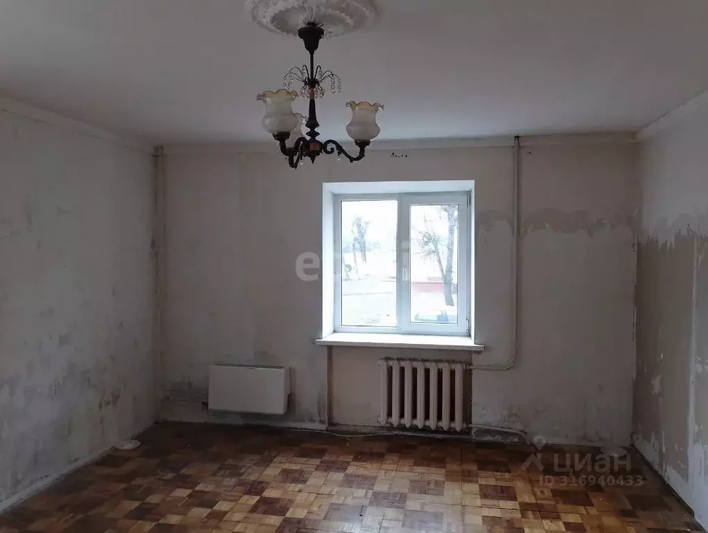 2-к кв. Московская область, Серпухов Советская ул., 91 (51.5 м) - Фото 0