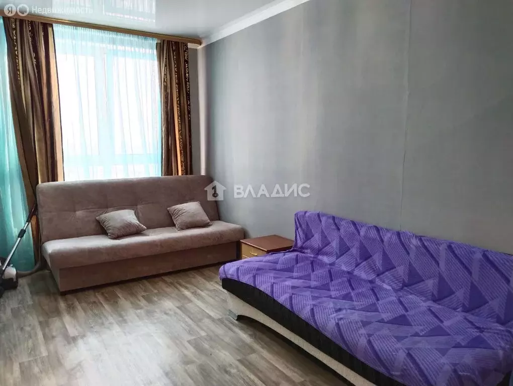 Квартира-студия: Тобольск, 15-й микрорайон, 18 (30 м) - Фото 0