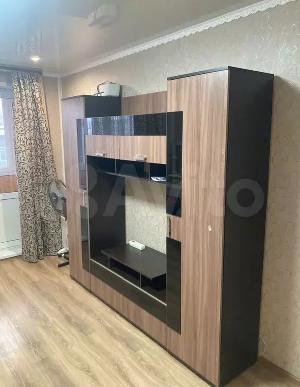 1-к. квартира, 38 м, 4/10 эт. - Фото 1