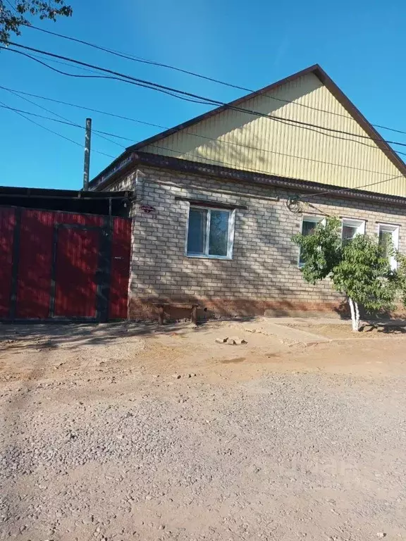 Дом в Астраханская область, Харабали ул. 2-я Набережная, 3 (59 м) - Фото 1