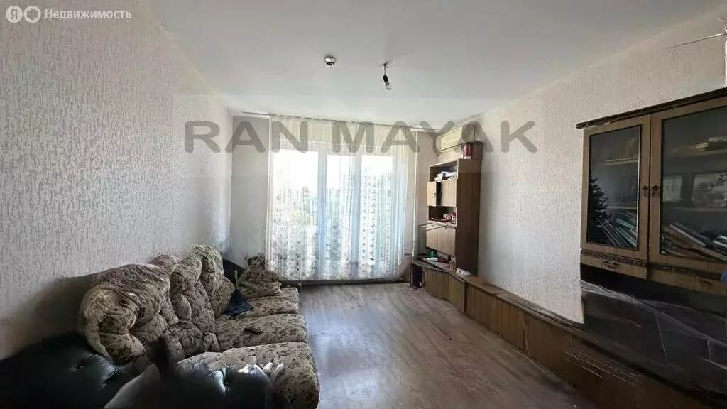 3-комнатная квартира: Майкоп, улица Юннатов, 2Б (64.2 м) - Фото 0