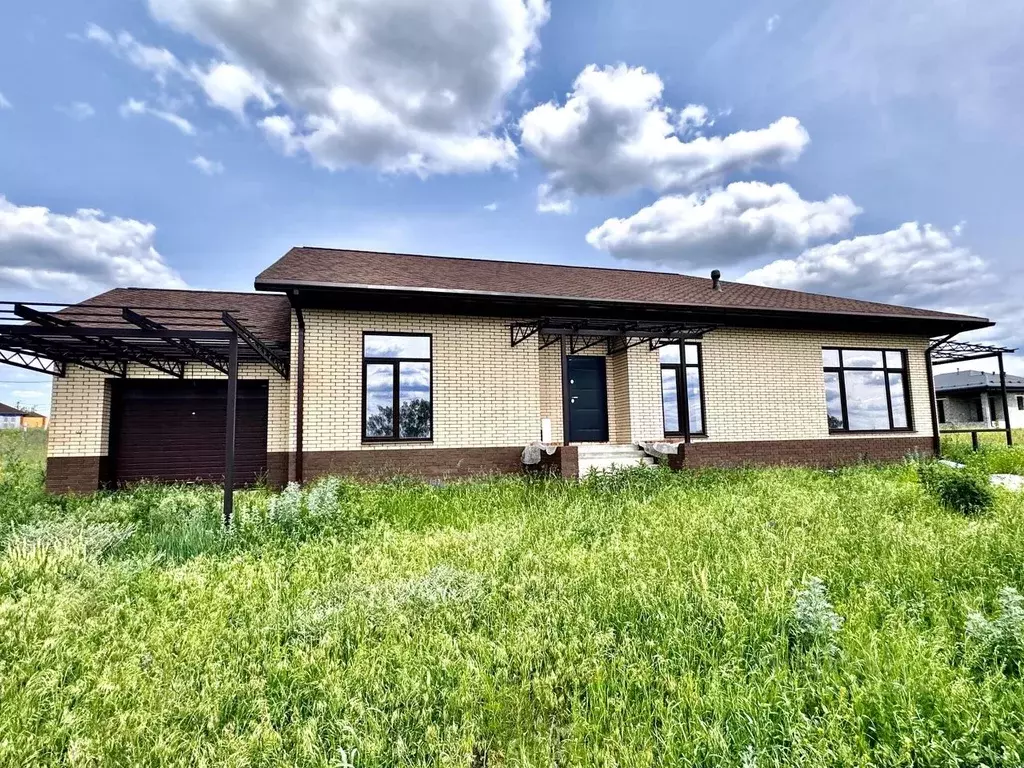 Дом в Белгородская область, Белгородский район, Комсомольское с/пос, ... - Фото 0