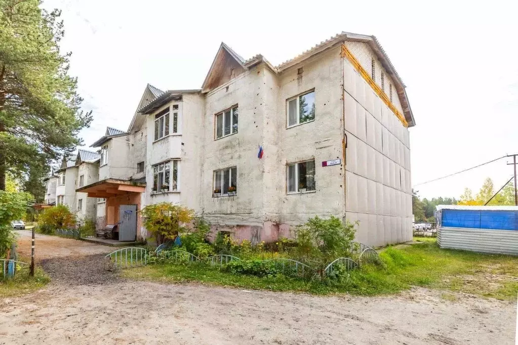 3-к кв. Ханты-Мансийский АО, Сургутский район, Барсово пгт Обская ул., ... - Фото 1