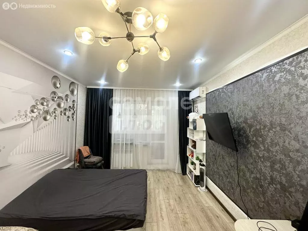 1-комнатная квартира: Астрахань, улица Генерала Герасименко, 8к1 (45.3 ... - Фото 0