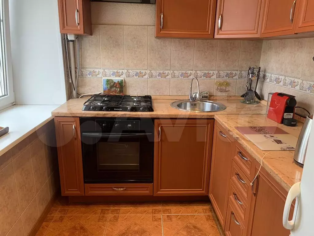 3-к. квартира, 56 м, 4/9 эт. - Фото 0
