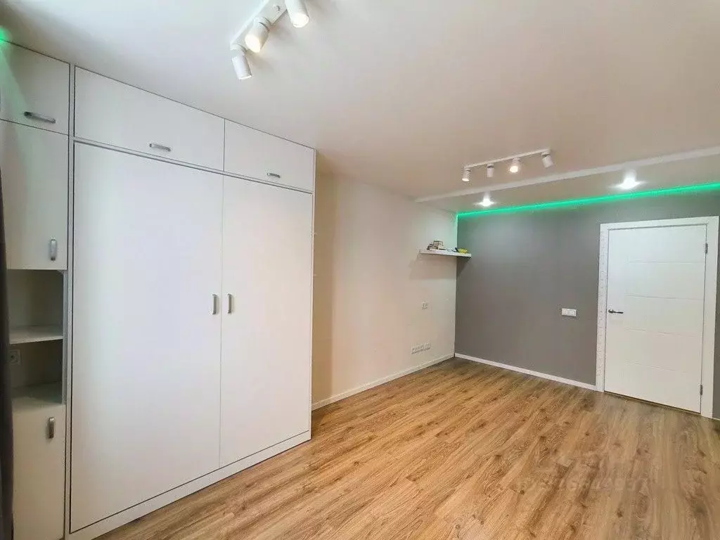 1-к кв. Свердловская область, Екатеринбург ул. Старых Большевиков, 3В ... - Фото 1