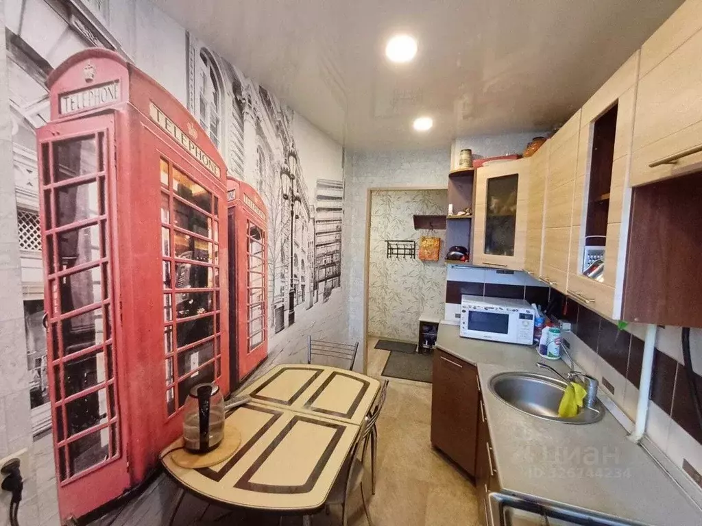 3-к кв. Свердловская область, Екатеринбург ул. Пехотинцев, 12 (58.0 м) - Фото 2