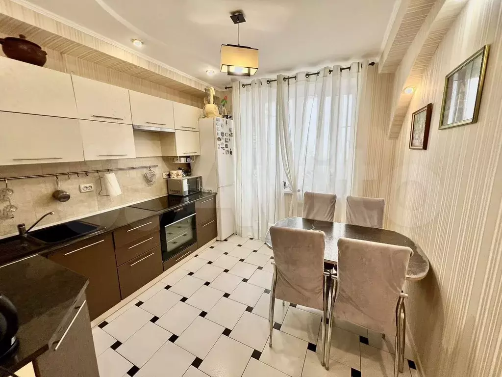 4-к. квартира, 100 м, 14/15 эт. - Фото 0