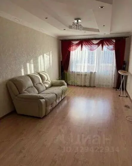 3-к кв. Бурятия, Улан-Удэ ул. Шумяцкого, 2 (67.4 м) - Фото 1