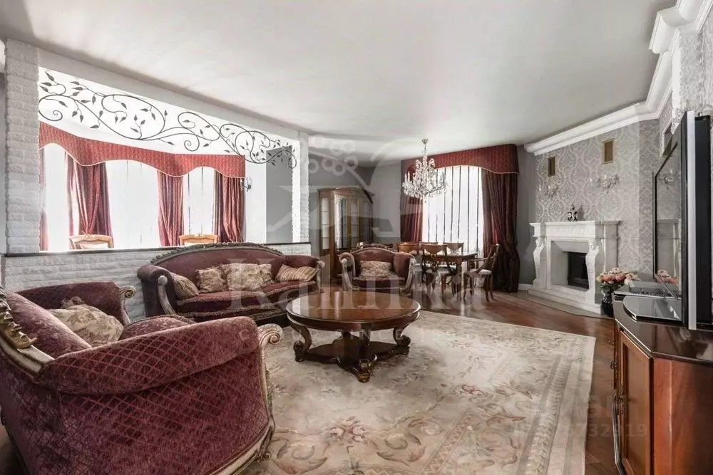 Дом в Московская область, Мытищи городской округ, д. Грибки  (314 м) - Фото 1