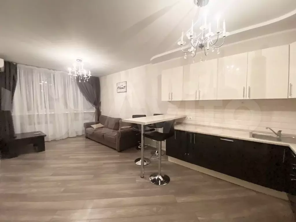 2-к. квартира, 50 м, 20/22 эт. - Фото 0