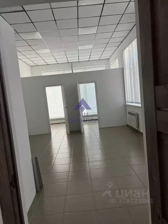 Помещение свободного назначения в Ростовская область, Волгодонск ... - Фото 0