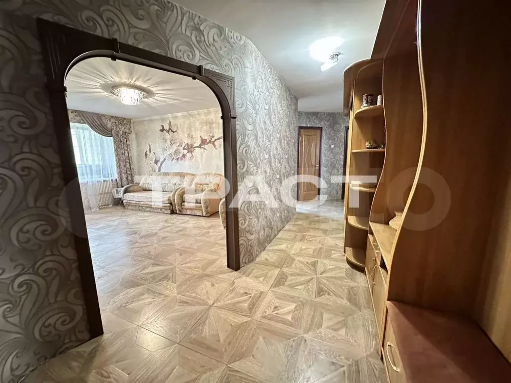 3-к. квартира, 90 м, 5/10 эт. - Фото 1