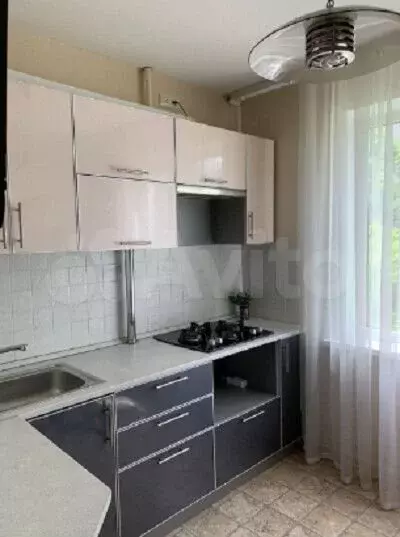 2-к. квартира, 56 м, 1/9 эт. - Фото 1
